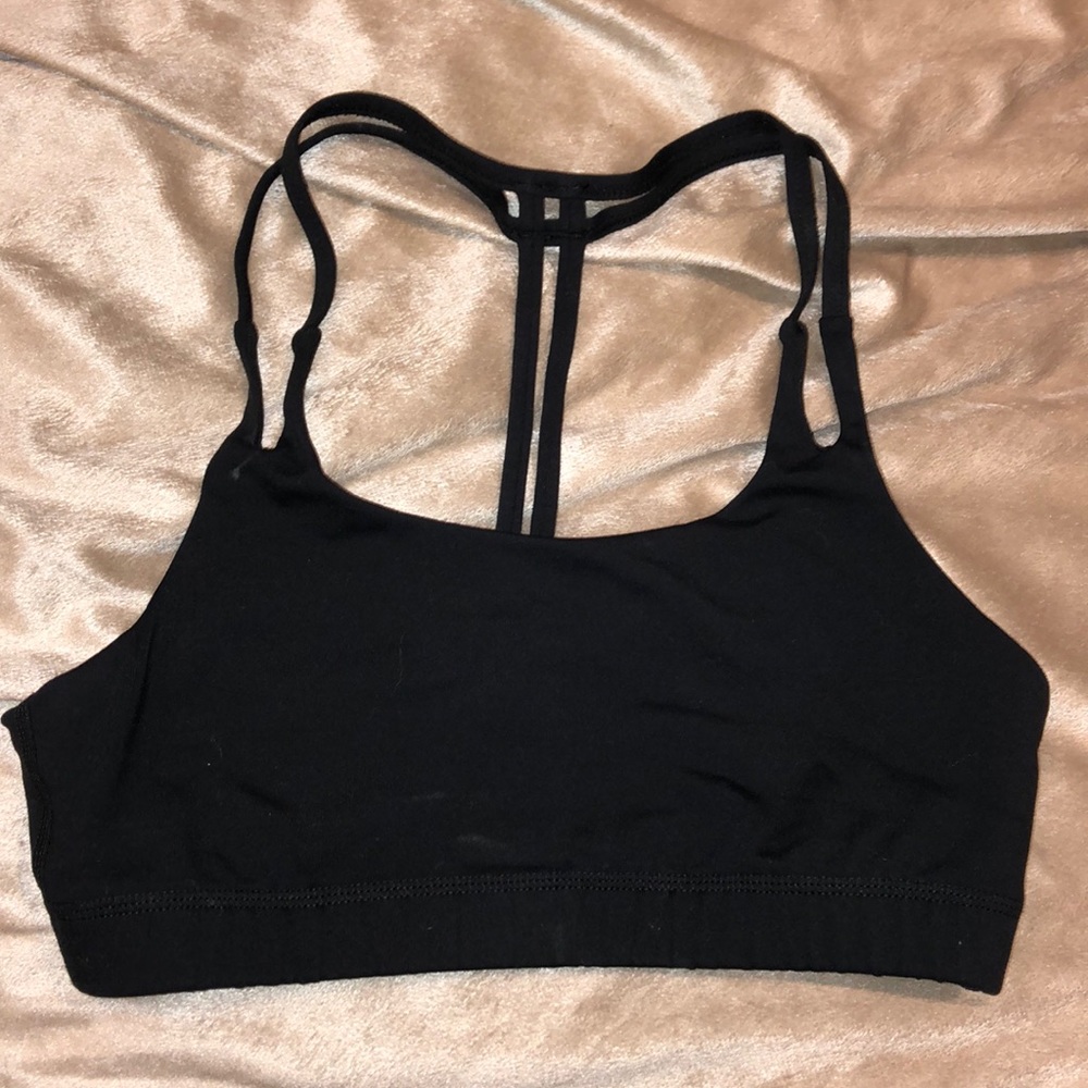 Queenie ke sports bra